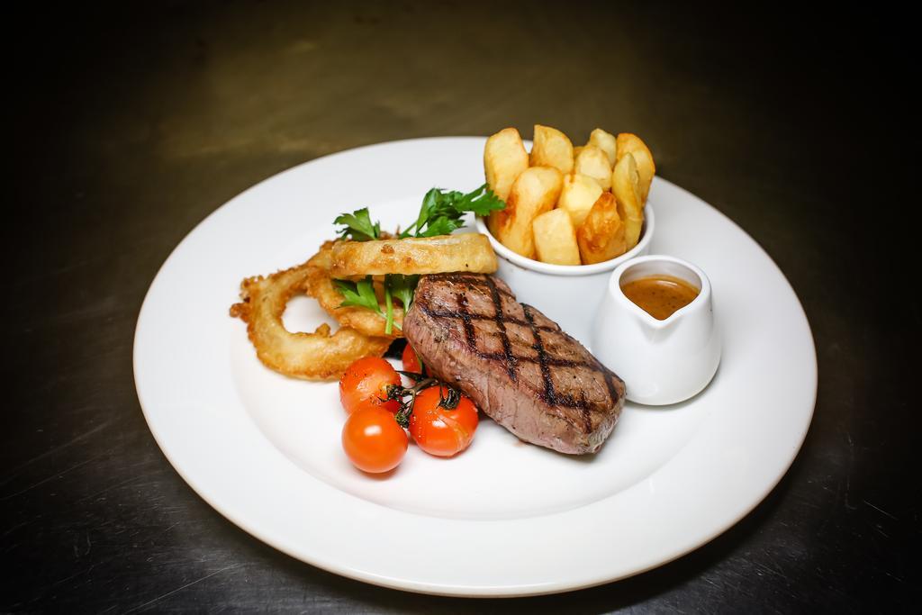 The Plough Inn & Restaurant 康格尔顿 外观 照片